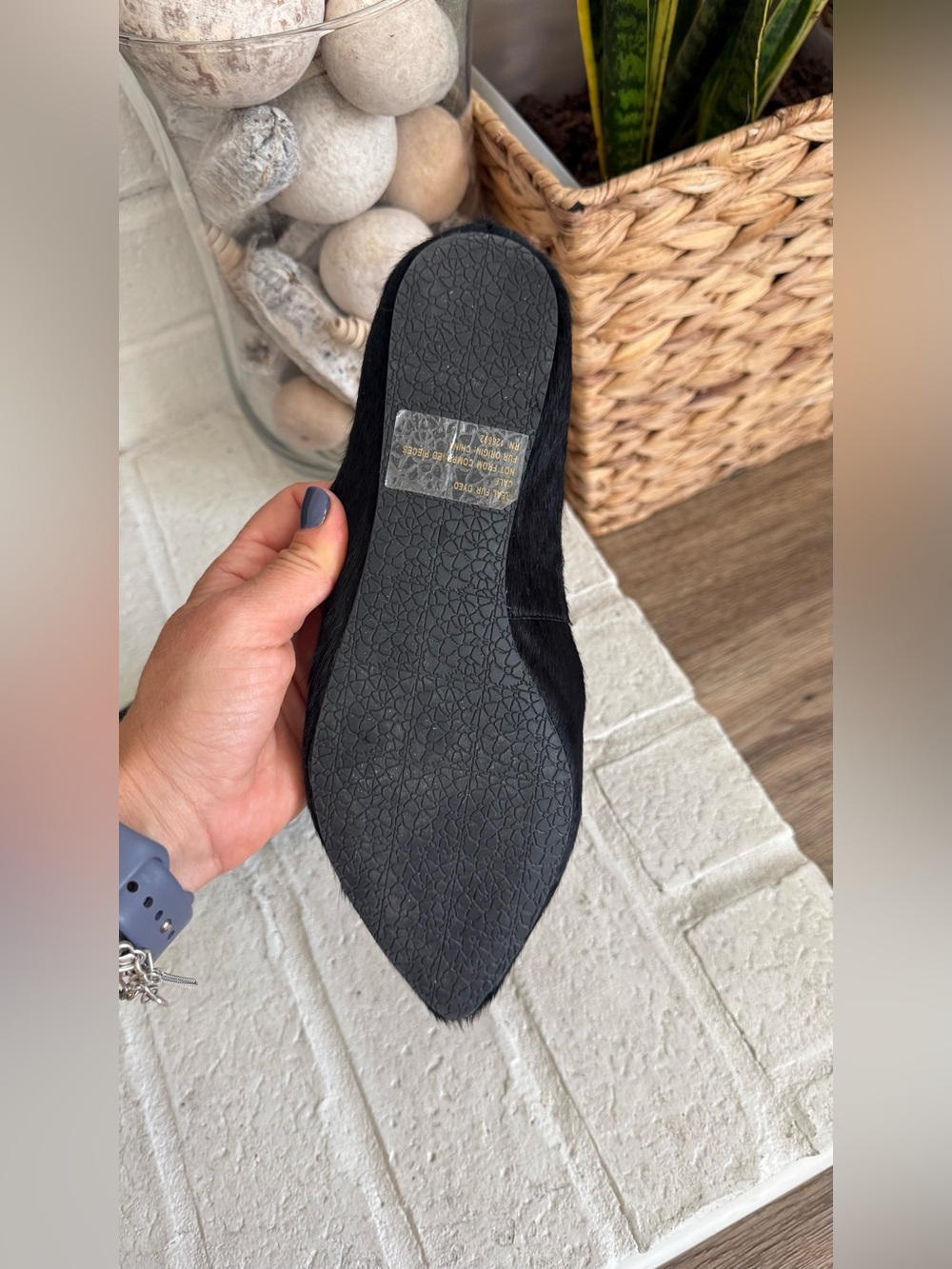 Steve Madden Black Fur PointedSteve Madden Black Faux Fur Pointed Toe Flats - Picture 7 of 8